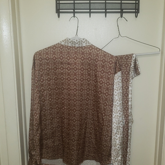 2 Piece Pant Set - Picture 5 of 5